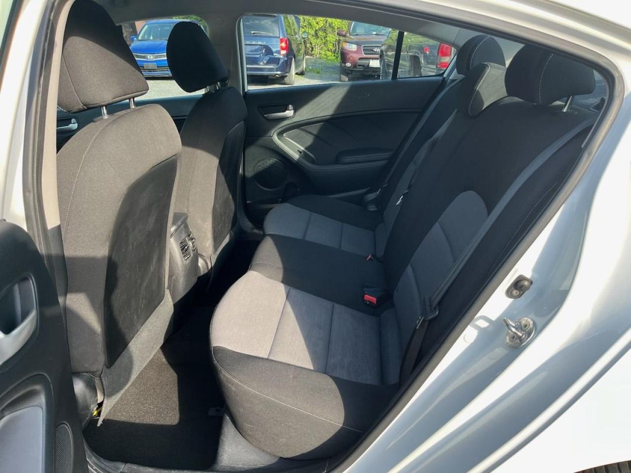 2015 Kia Forte LX - Photo #7