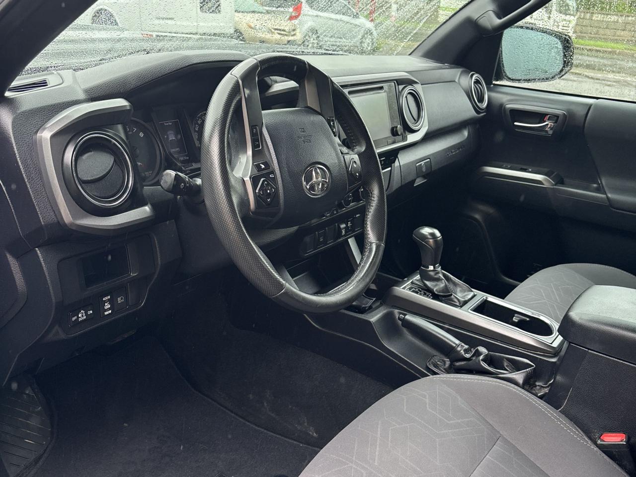 2019 Toyota Tacoma 4x4 Double Cab V6 Auto SR5 TRD Sport Photo38