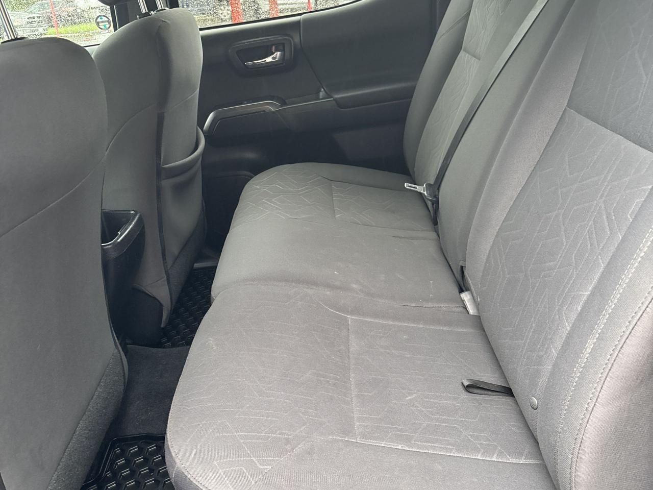 2019 Toyota Tacoma 4x4 Double Cab V6 Auto SR5 TRD Sport Photo41