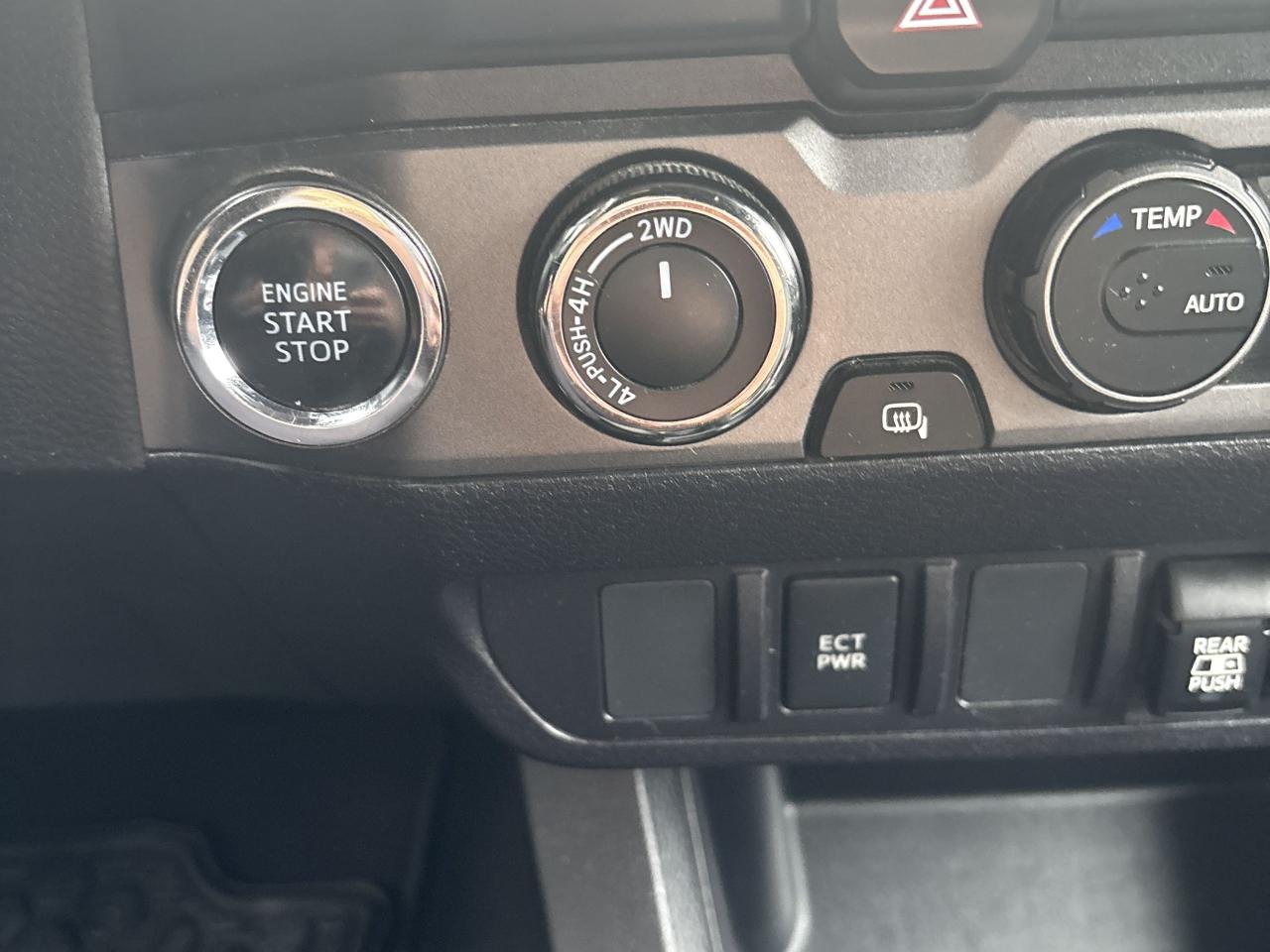 2019 Toyota Tacoma 4x4 Double Cab V6 Auto SR5 TRD Sport Photo44