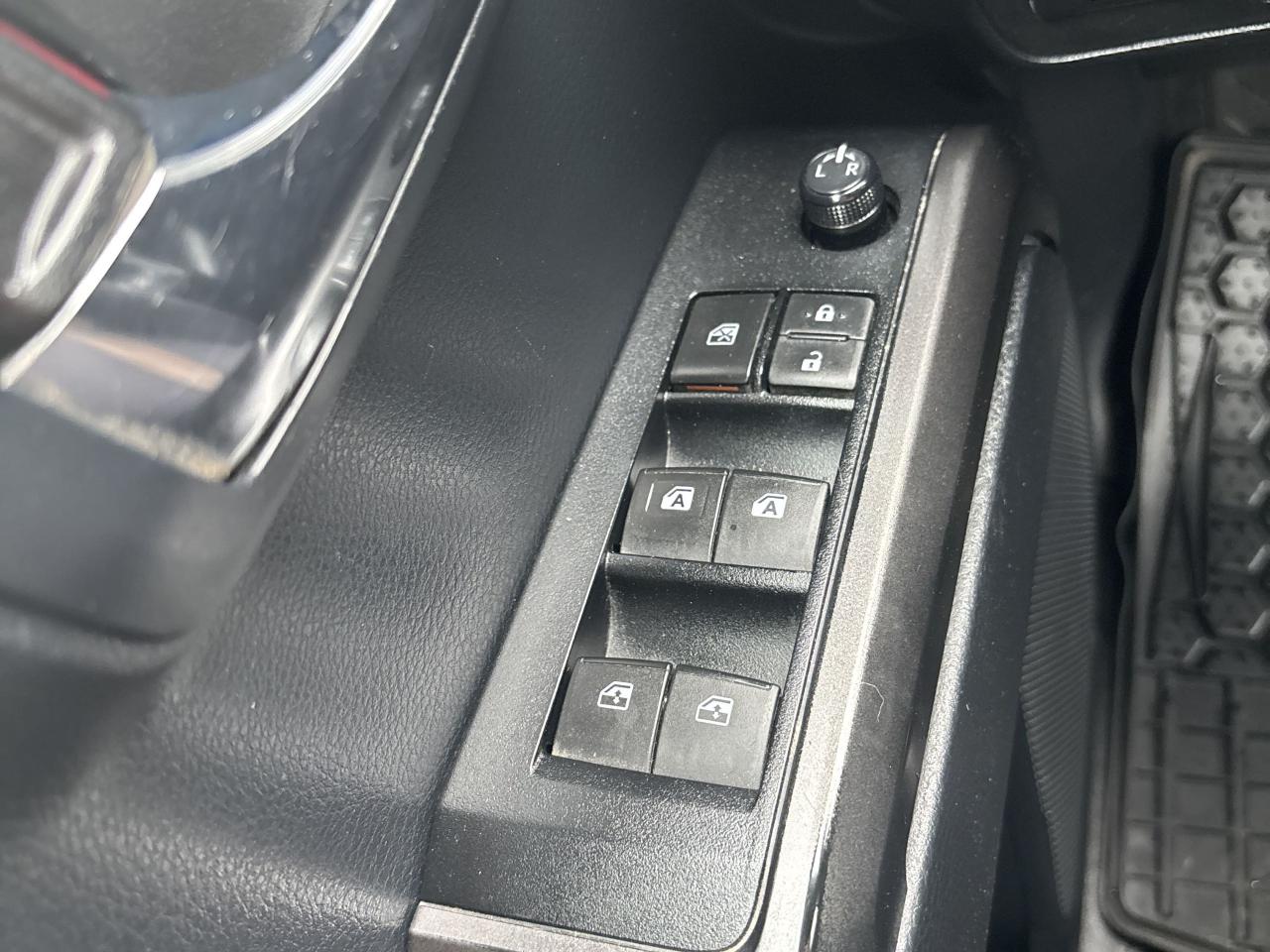 2019 Toyota Tacoma 4x4 Double Cab V6 Auto SR5 TRD Sport Photo46