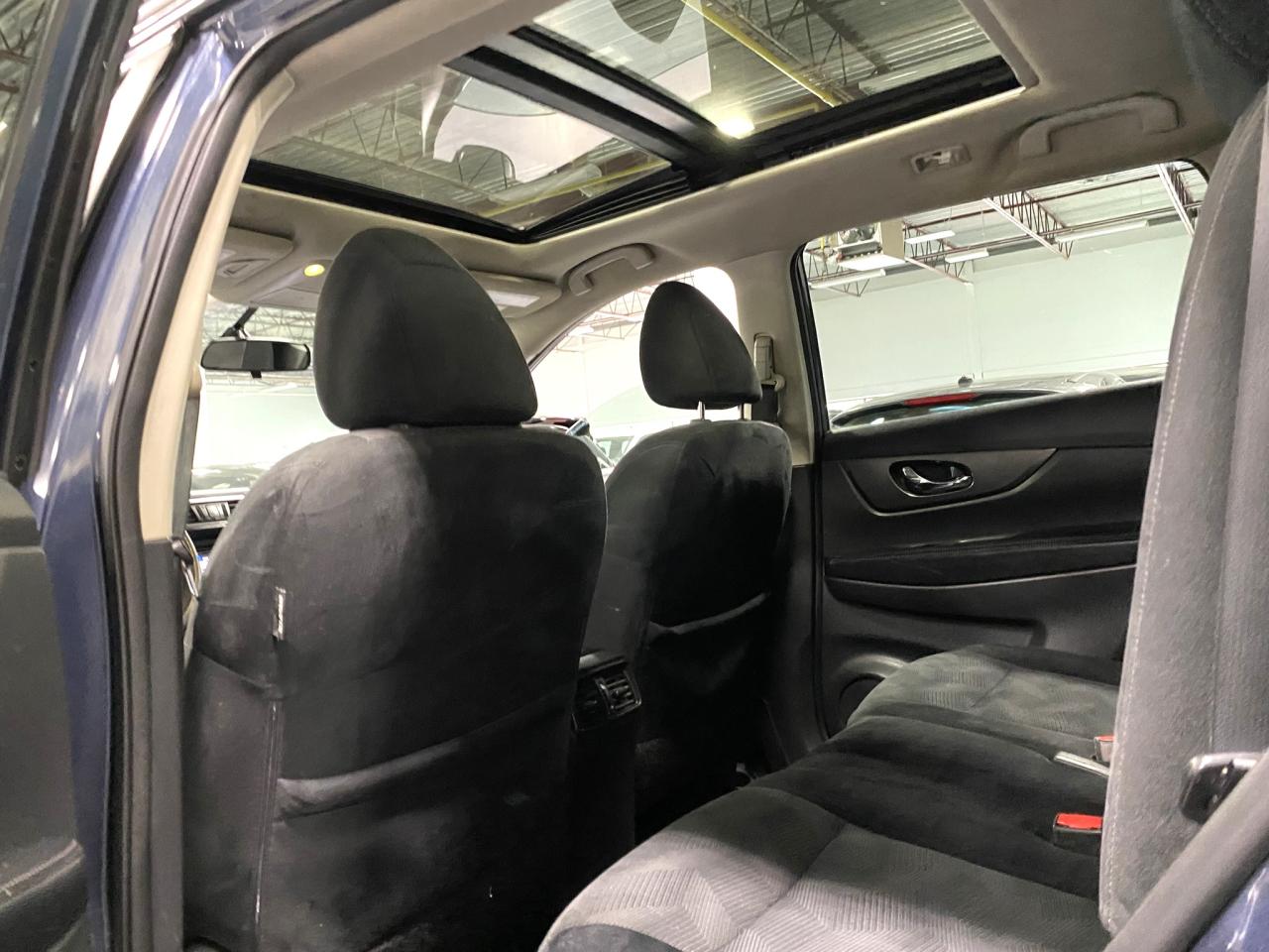 2016 Nissan Rogue S - Photo #16