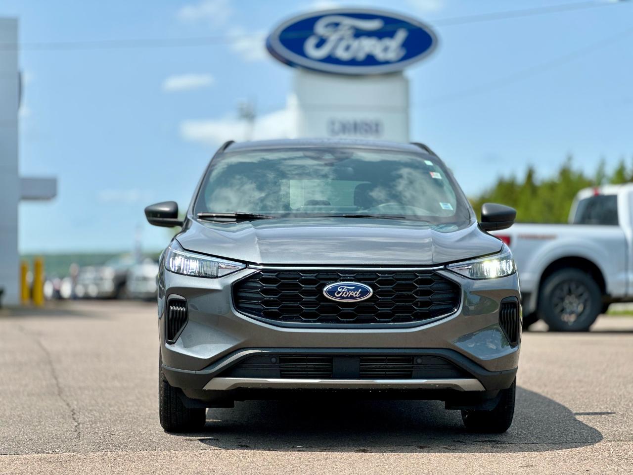 2025 Ford Escape ST-Line AWD Photo