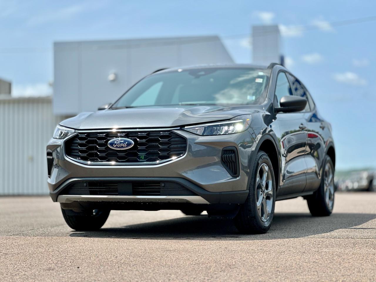 2025 Ford Escape ST-Line AWD Photo