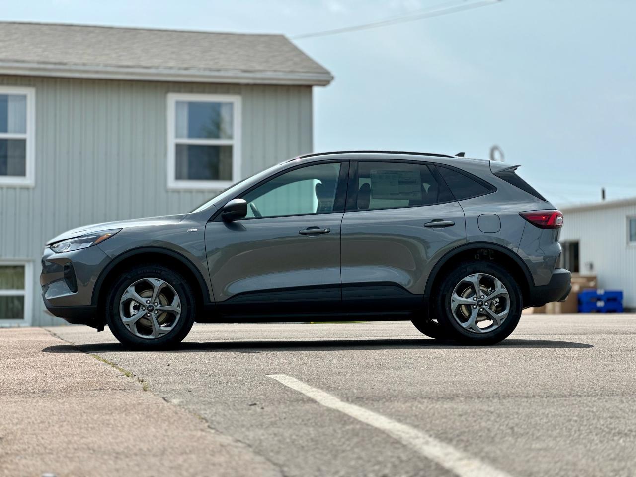 2025 Ford Escape ST-Line AWD Photo3