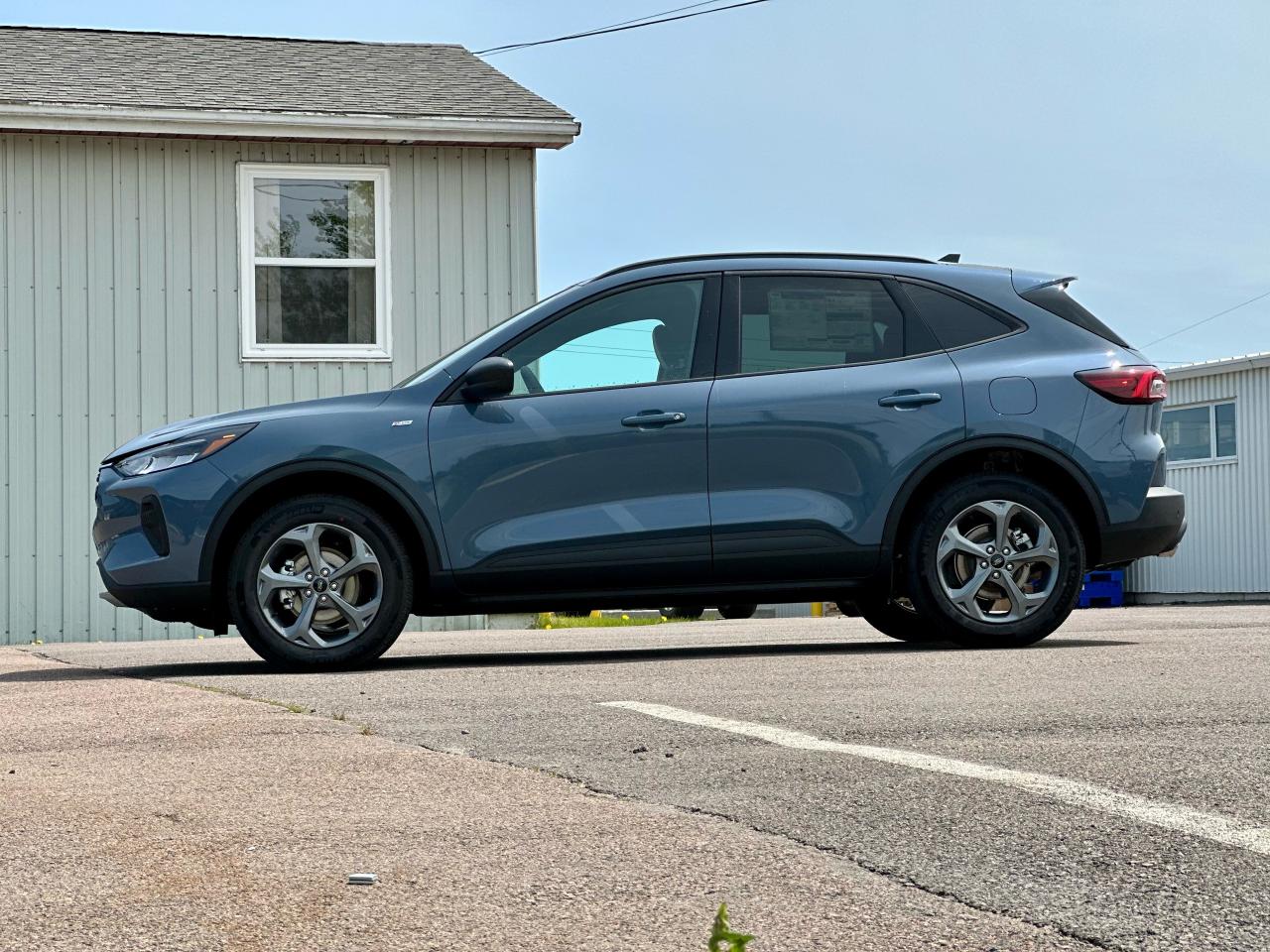 2025 Ford Escape ST-Line AWD Photo
