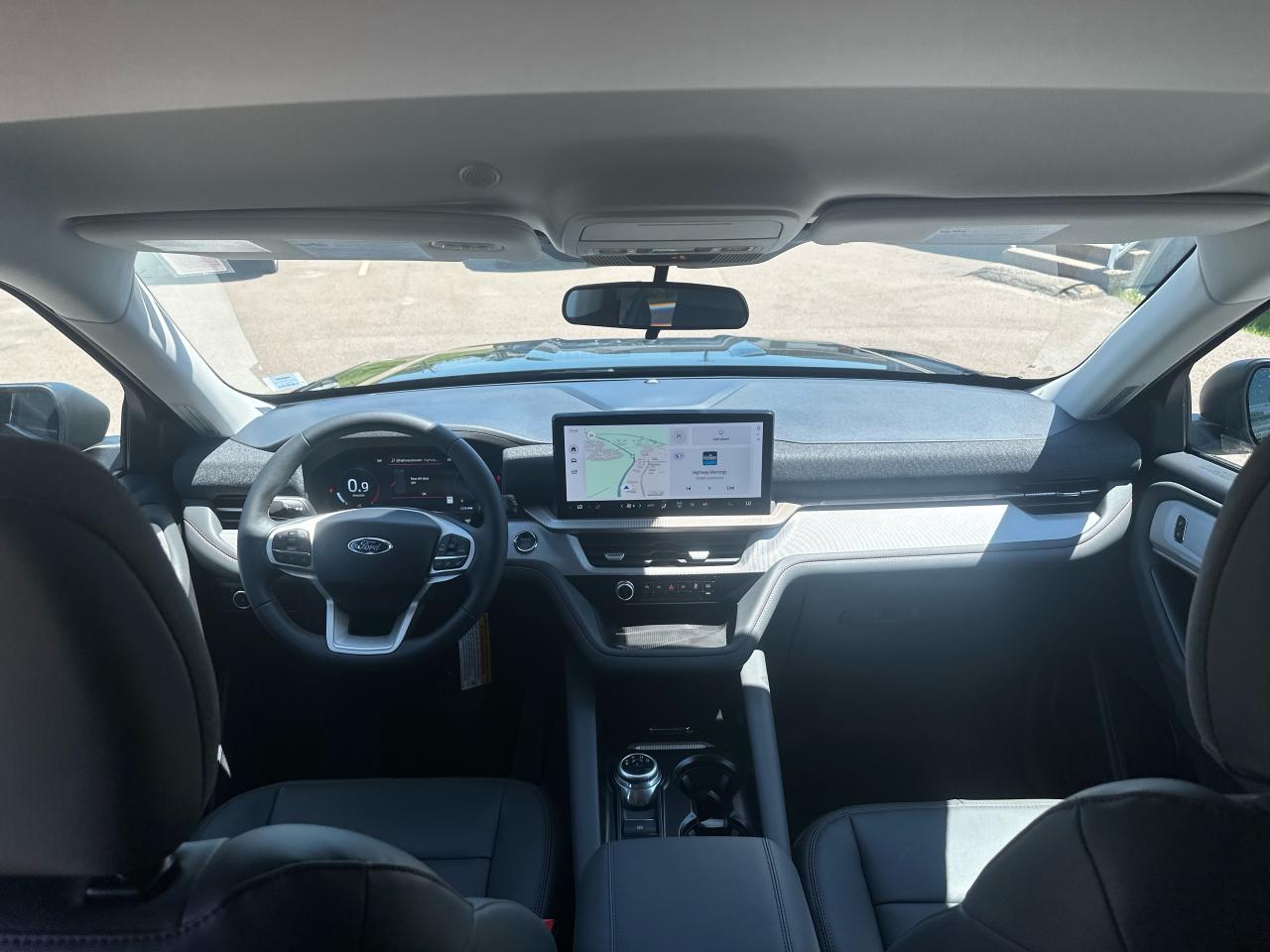 2025 Ford Explorer ACTIVE 4WD Photo5