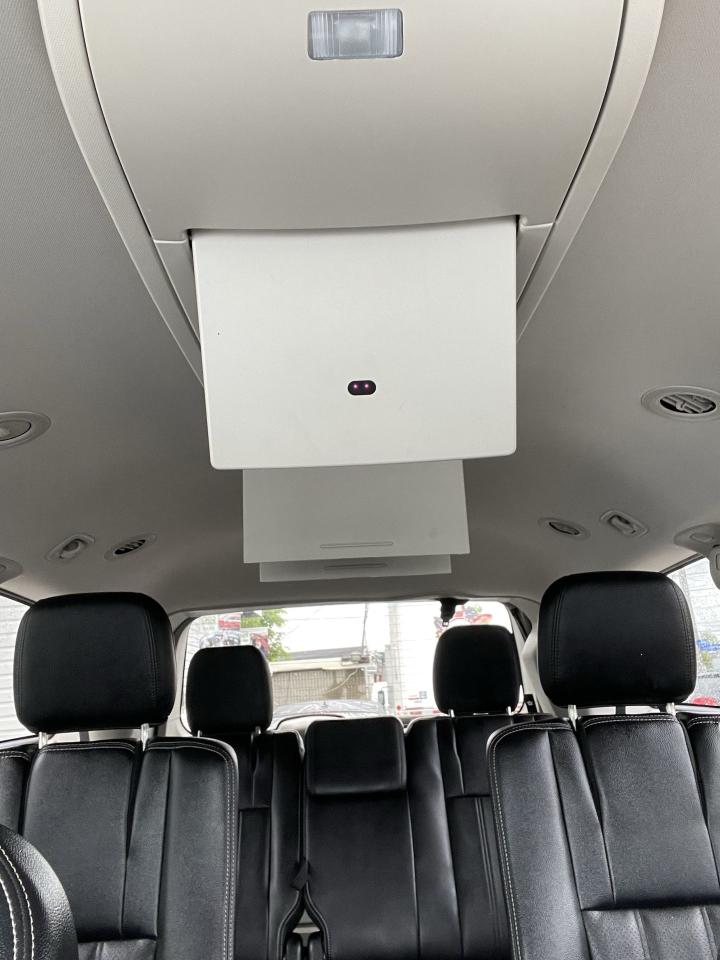 2018 Dodge Grand Caravan Crew Plus - Photo #15