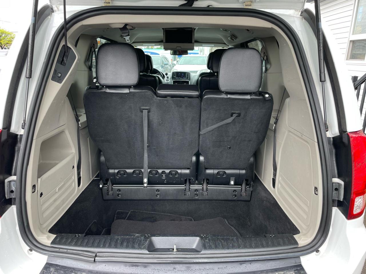 2018 Dodge Grand Caravan Crew Plus - Photo #7