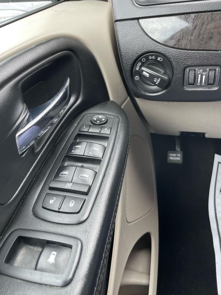 2018 Dodge Grand Caravan Crew Plus - Photo #11
