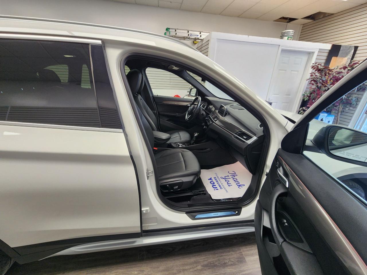 2019 BMW X1 xDrive28i  CLEAN CARFAX / NO ACCIDENTS - Photo #15