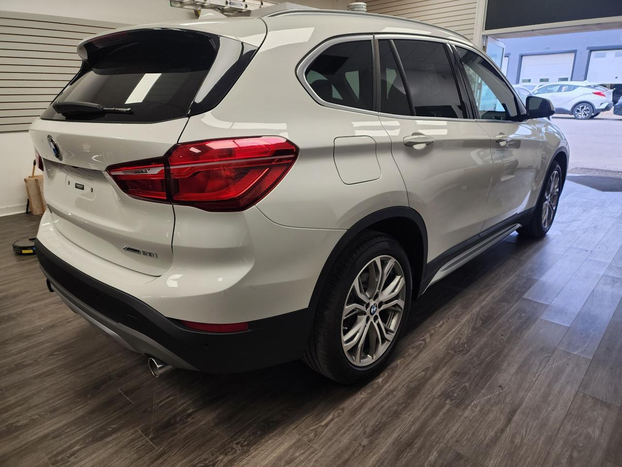 2019 BMW X1 xDrive28i  CLEAN CARFAX / NO ACCIDENTS - Photo #6