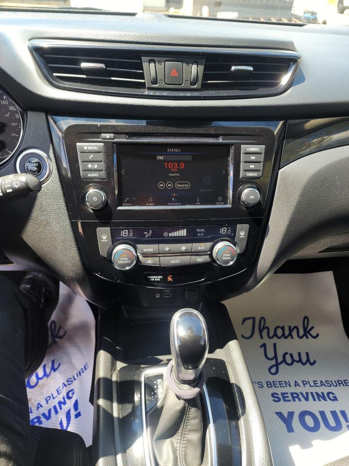 2019 Nissan Qashqai S - Photo #21