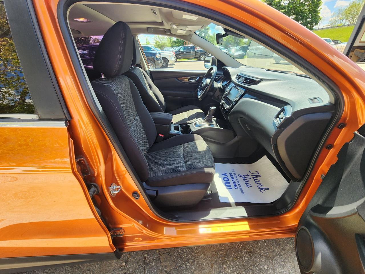 2019 Nissan Qashqai S - Photo #17