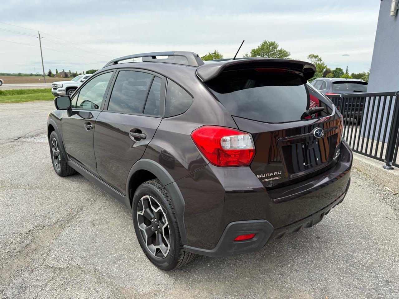 2013 Subaru XV Crosstrek 2.0i w/Touring Pkg | Sunroof | Heated Seats | Bluetooth - Photo #3