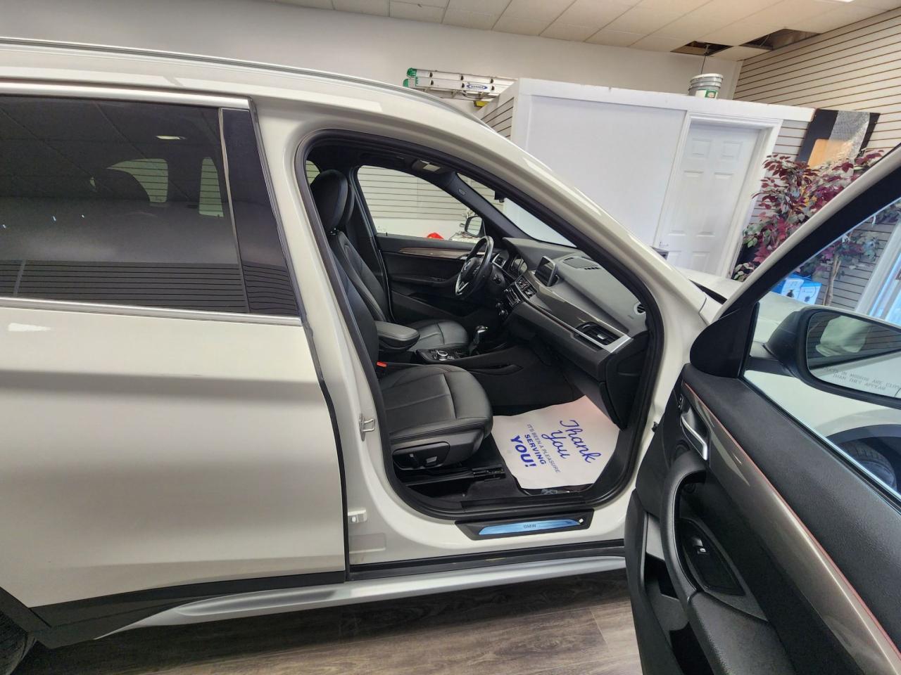 2019 BMW X1 xDrive28i  CLEAN CARFAX / NO ACCIDENTS