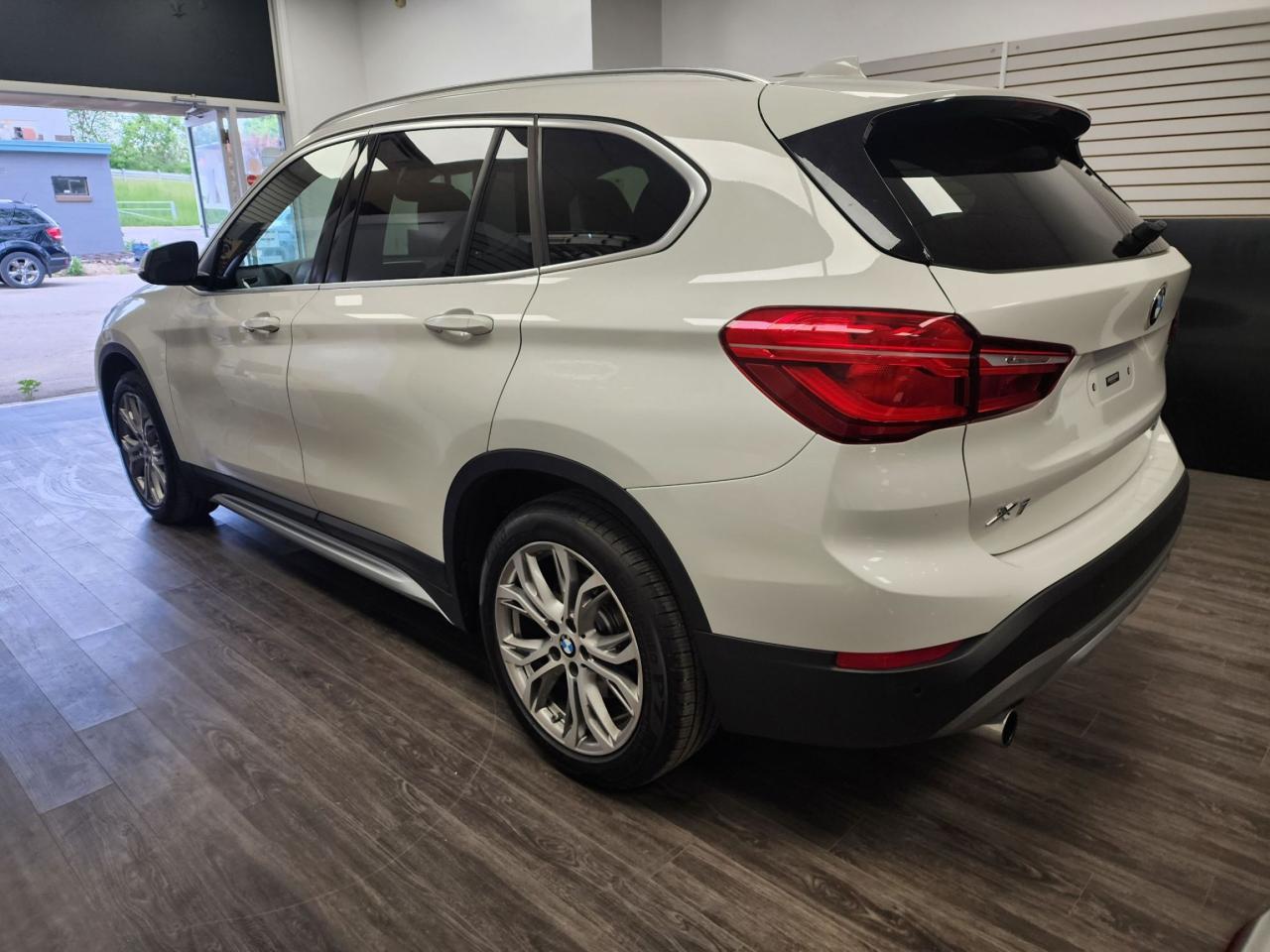 2019 BMW X1 xDrive28i  CLEAN CARFAX / NO ACCIDENTS