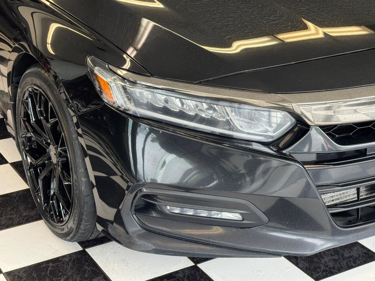 2018 Honda Accord Sport Manual+New Tires+Alloys+Adaptive Cruise+A/C Photo102