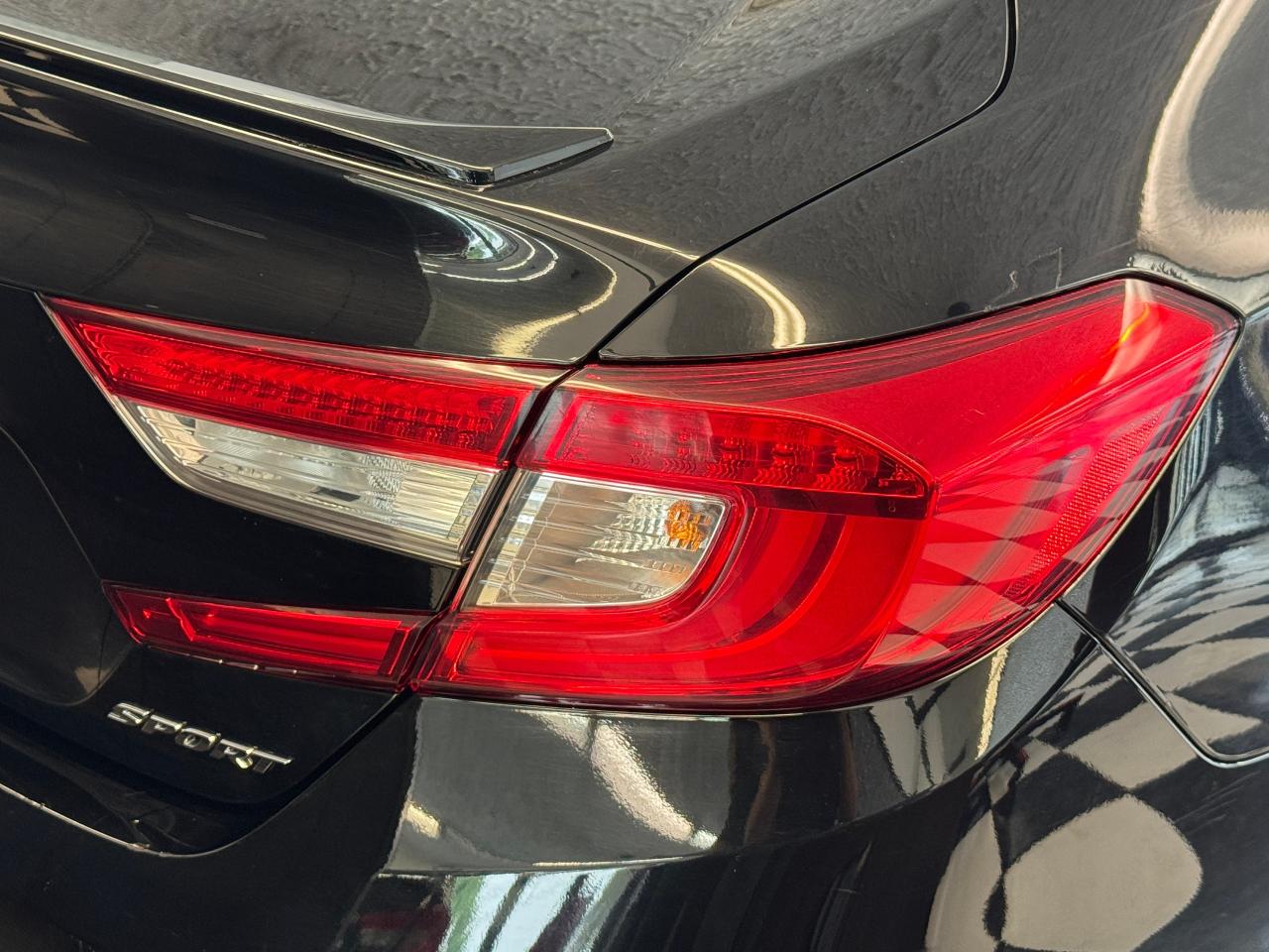 2018 Honda Accord Sport Manual+New Tires+Alloys+Adaptive Cruise+A/C Photo125