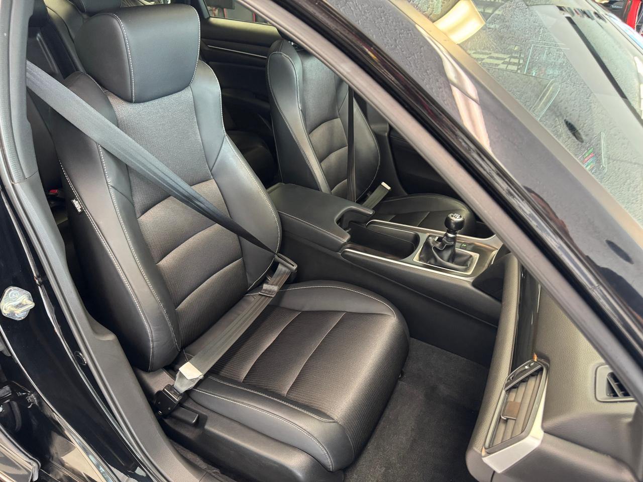 2018 Honda Accord Sport Manual+New Tires+Alloys+Adaptive Cruise+A/C Photo23