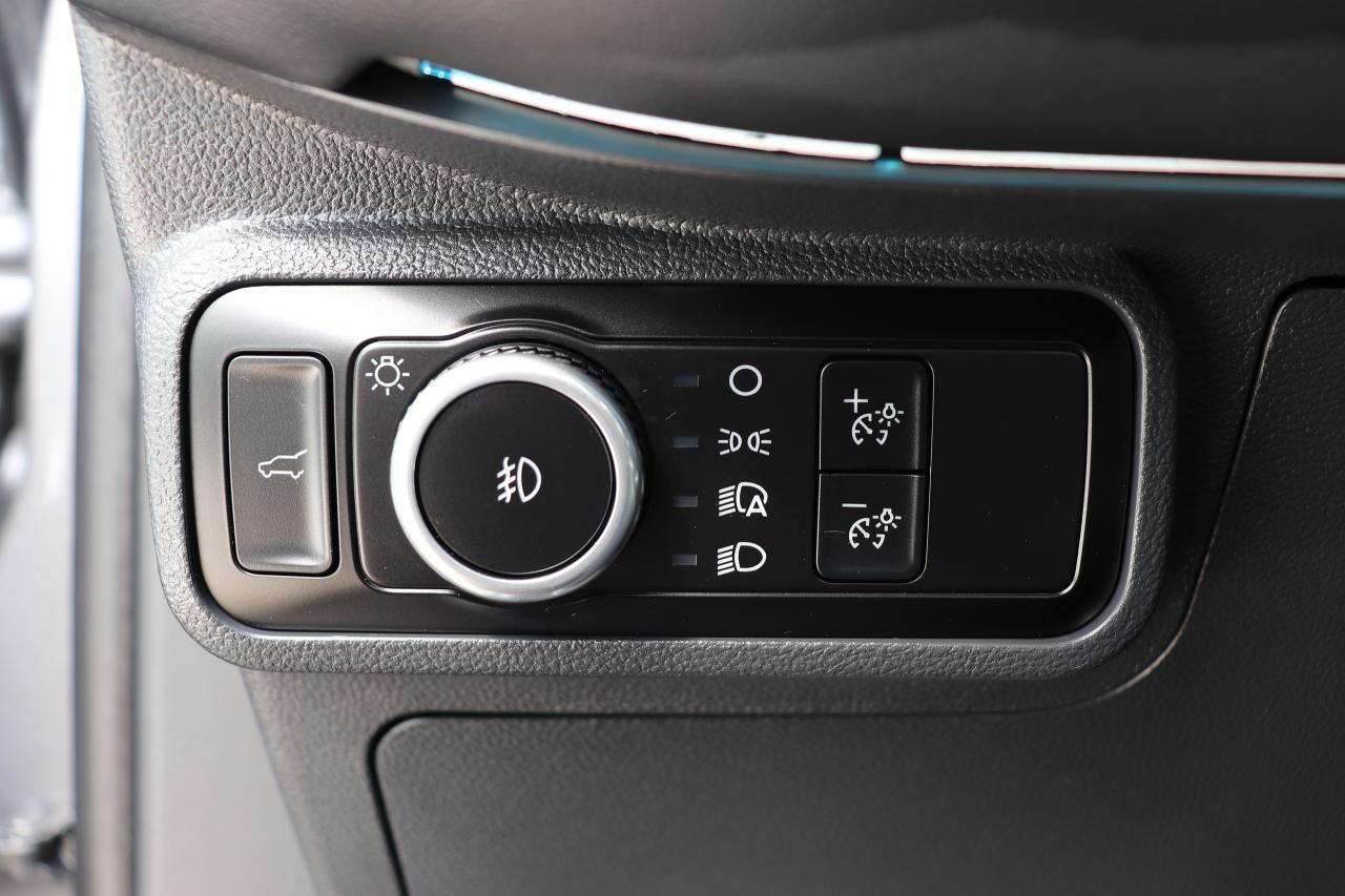 2025 Ford Explorer ST 4WD Photo5