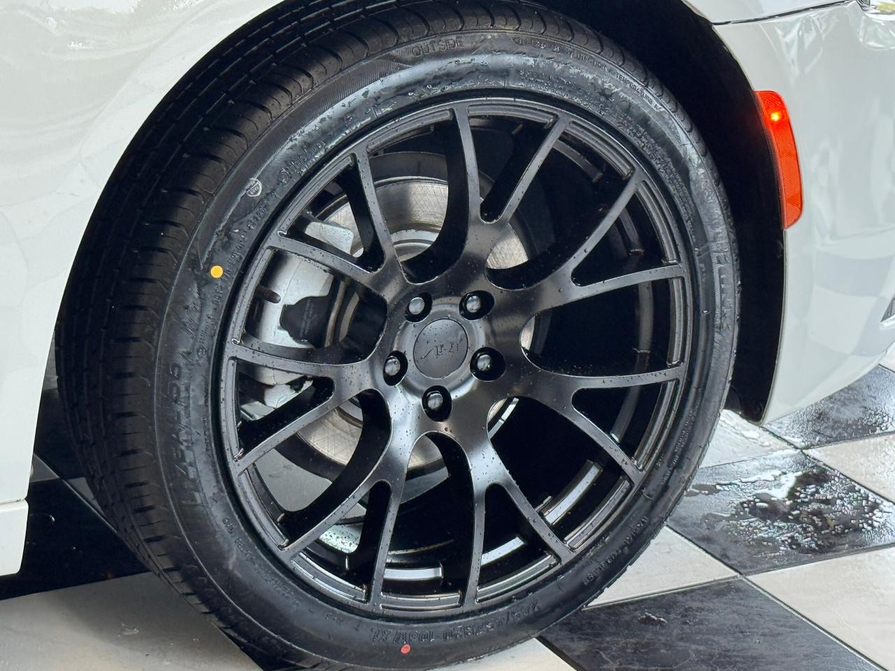 2019 Chrysler 300 300S+New Brakes+Tires+Alloy+ApplePlay+Remote Start Photo112