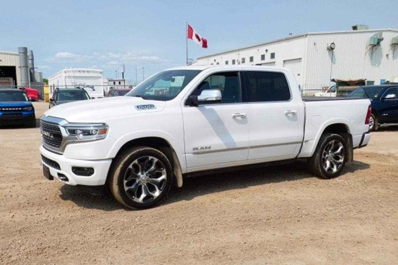 2019 Dodge Ram 1500 Limited 5.7L HEMI w/H&C L, pano S/R, NAV, BUC, PRB - Photo #2