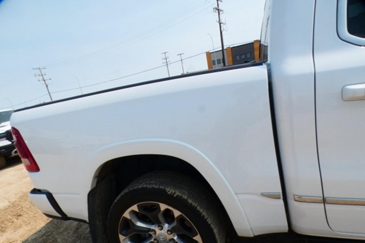 2019 Dodge Ram 1500 Limited 5.7L HEMI w/H&C L, pano S/R, NAV, BUC, PRB - Photo #31