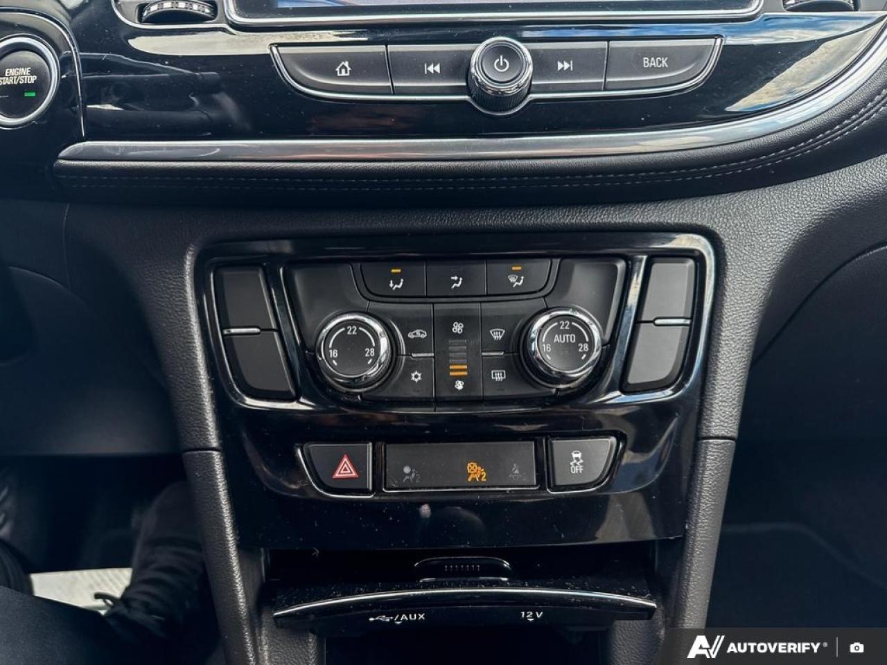 2019 Buick Encore SPORT TOURING / AWD / NO ACCIDENTS / SUNROOF / NAV - Photo #17