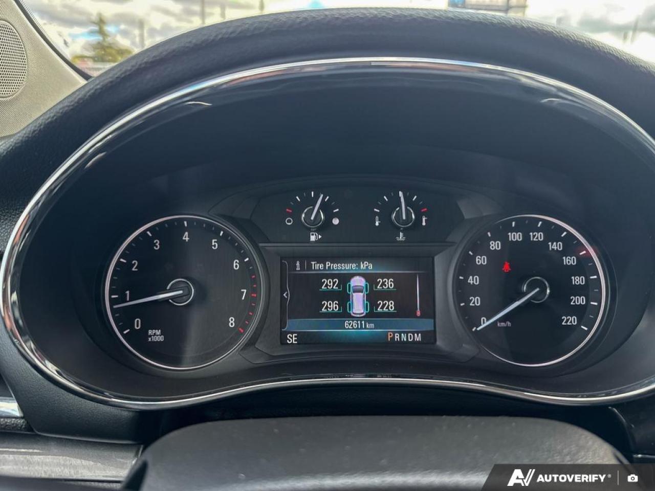 2019 Buick Encore SPORT TOURING / AWD / NO ACCIDENTS / SUNROOF / NAV - Photo #22