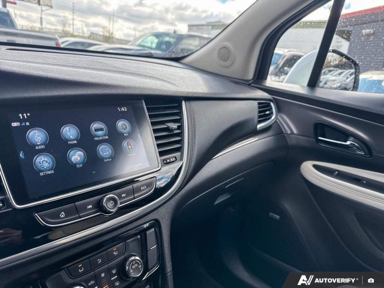 2019 Buick Encore SPORT TOURING / AWD / NO ACCIDENTS / SUNROOF / NAV - Photo #23