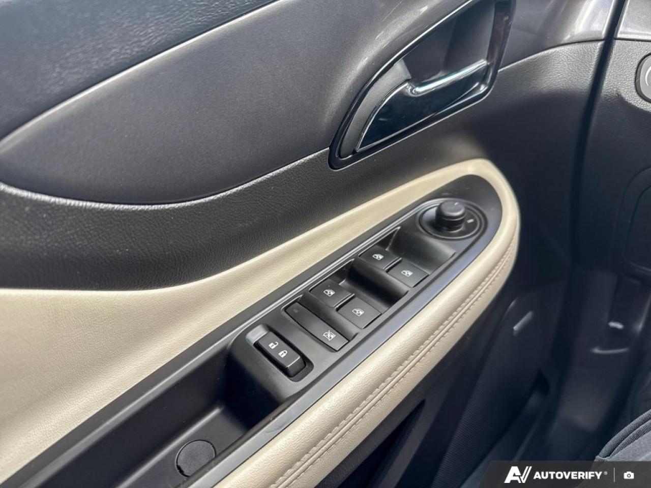 2019 Buick Encore SPORT TOURING / AWD / NO ACCIDENTS / SUNROOF / NAV - Photo #13