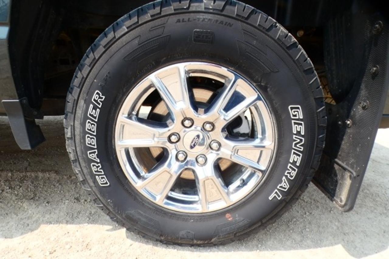 2021 Ford F-150 XLT ecoboost w/Htd cloth, NAV, BUC - Photo #18