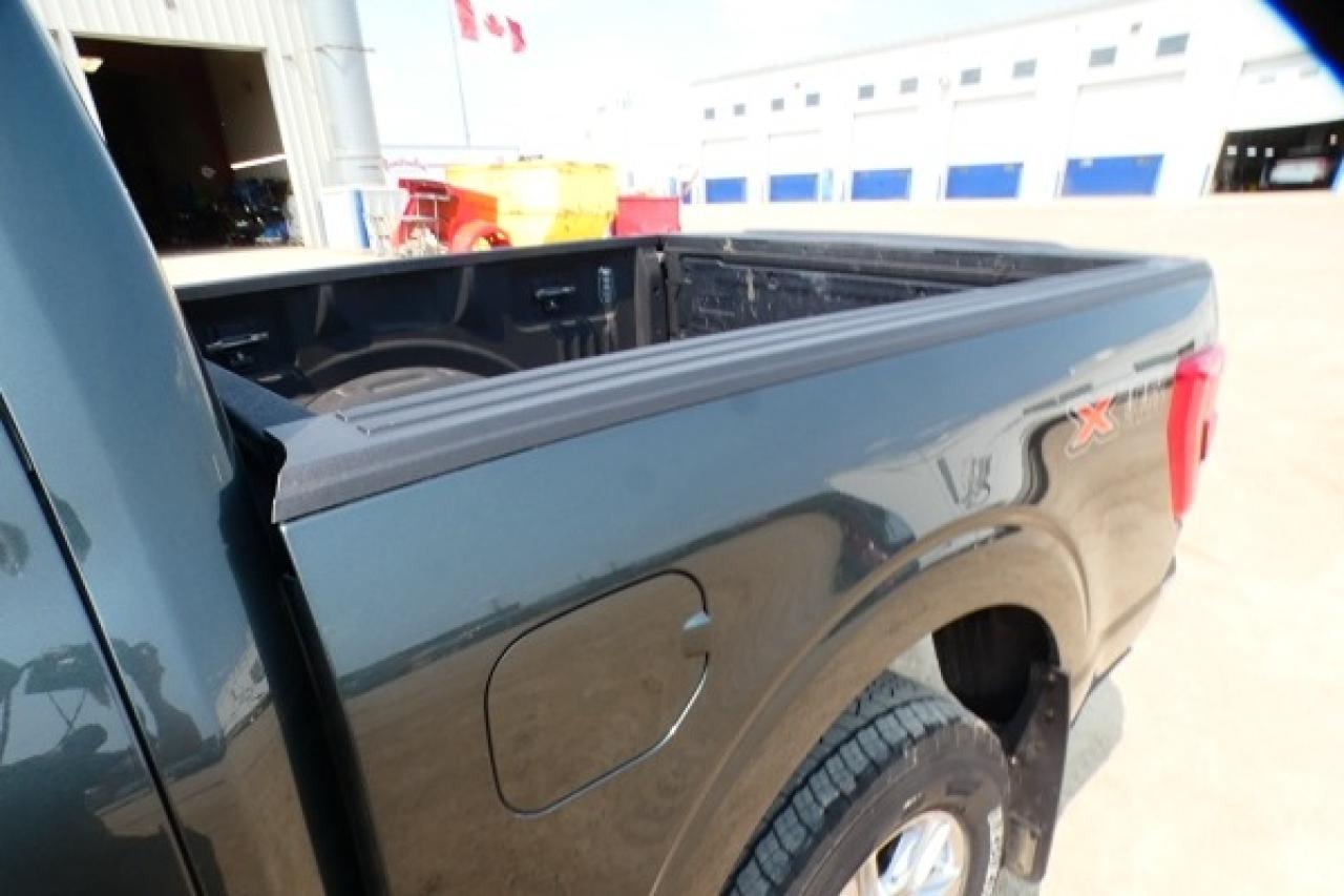 2021 Ford F-150 XLT ecoboost w/Htd cloth, NAV, BUC - Photo #16