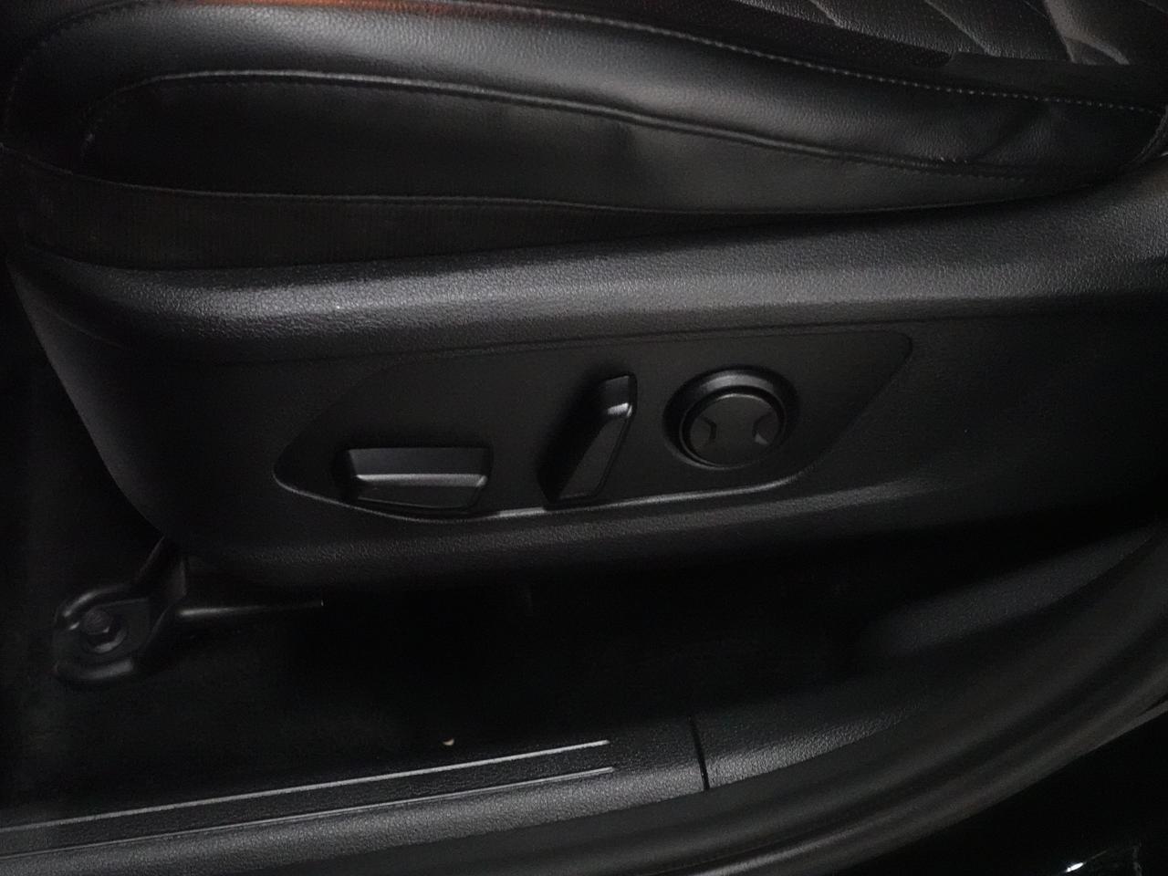 2023 Kia Sportage X-LINE | AWD | Leather | Heated Seats | CarPlay Photo