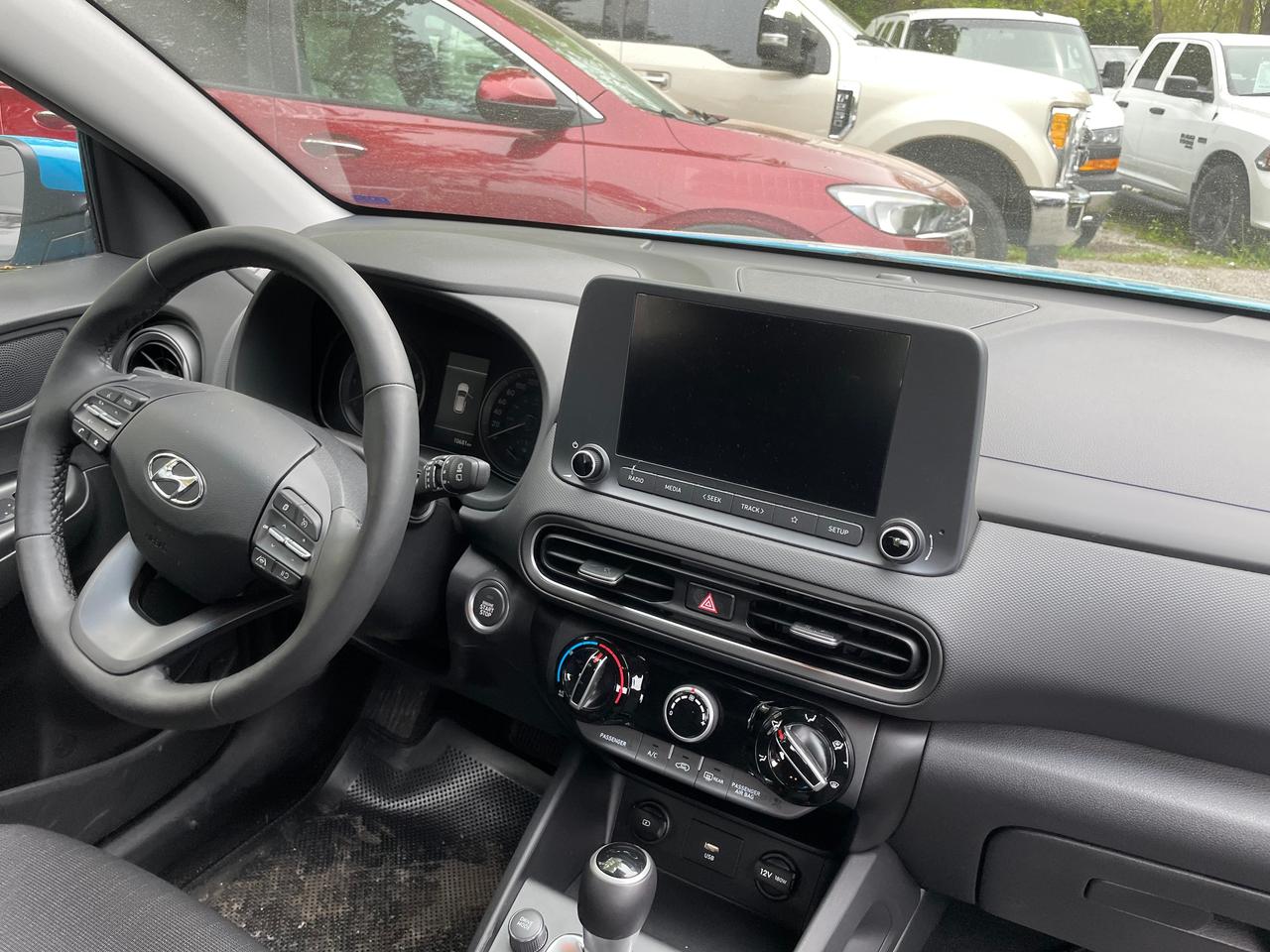 2022 Hyundai KONA Preferred Photo4