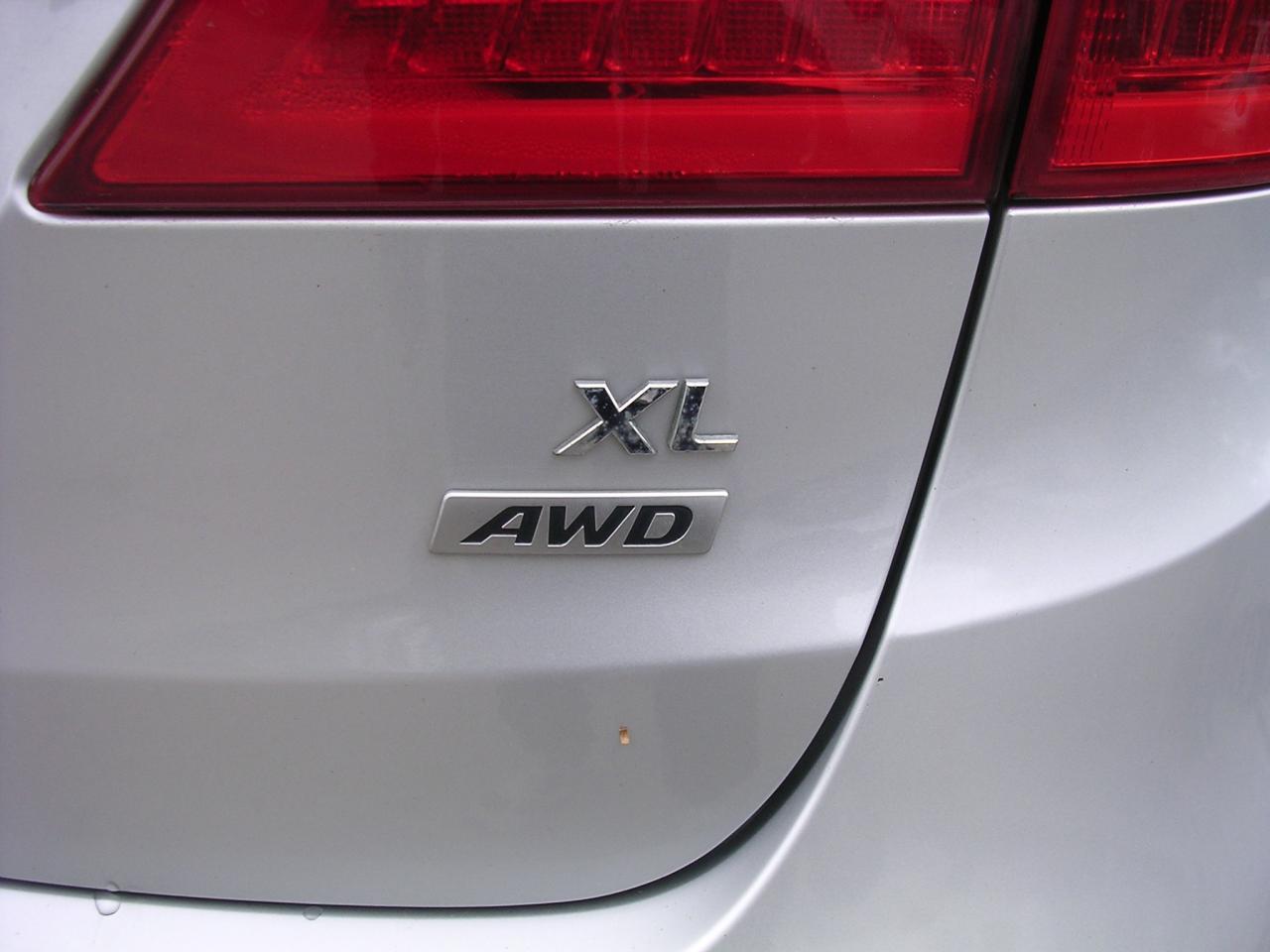 2015 Hyundai Santa Fe XL LIMITED - Photo #5