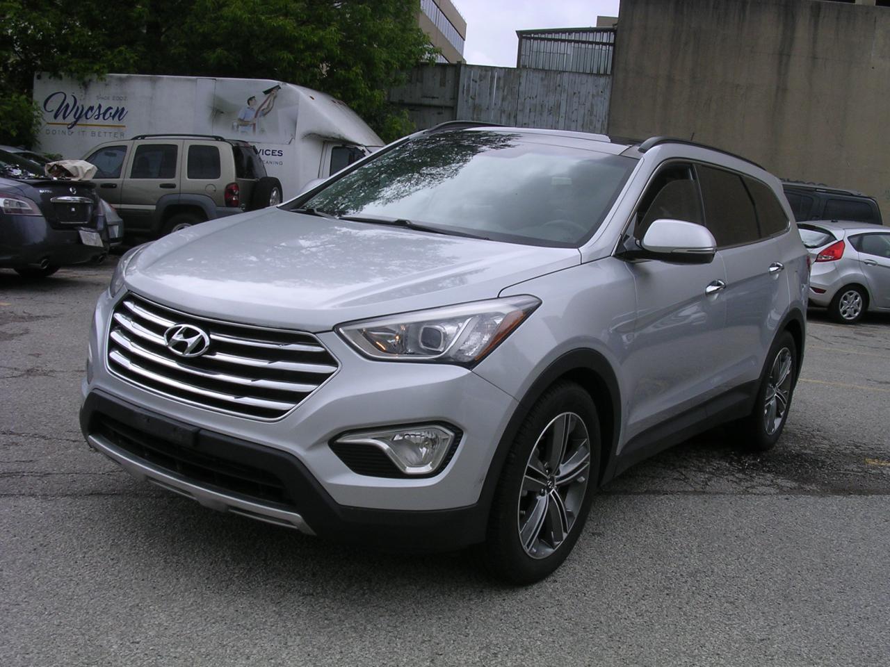 2015 Hyundai Santa Fe XL LIMITED - Photo #2