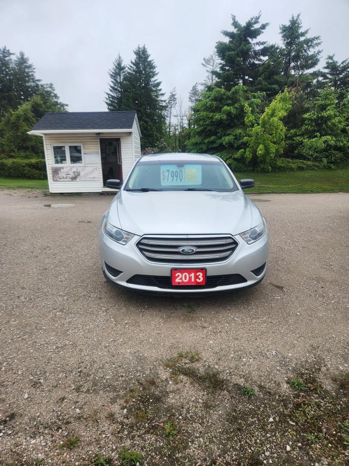 Used 2013 Ford Taurus SE for sale in Oro Medonte, ON