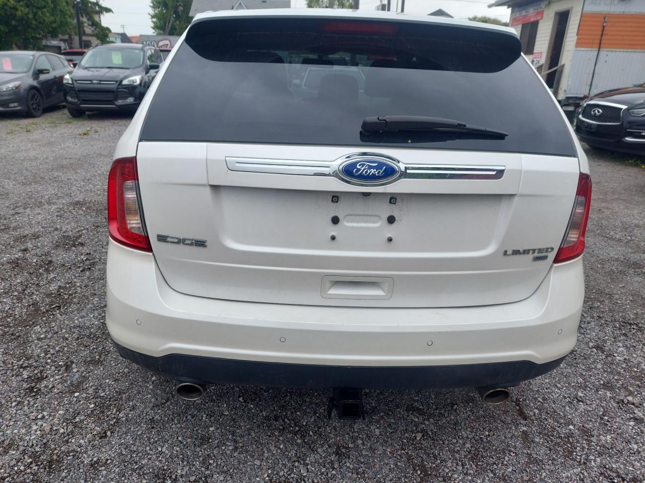 2012 Ford Edge Limited - Photo #4