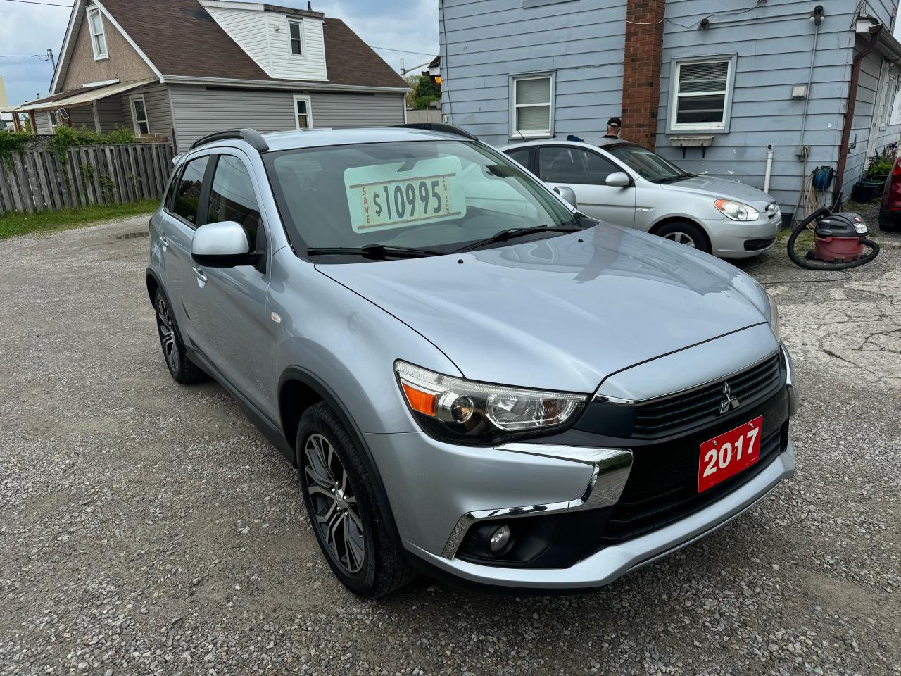 2017 Mitsubishi RVR SE - Photo #2