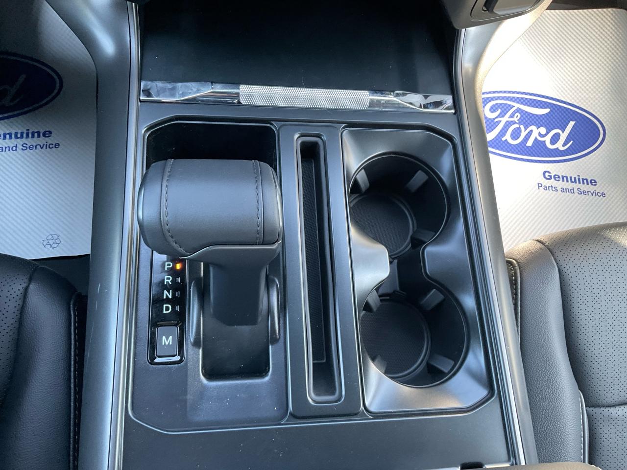 2025 Ford F-150 Lariat Photo5