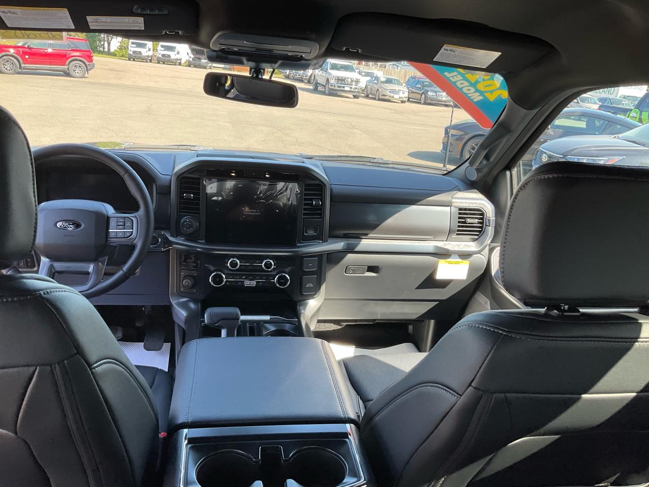 2025 Ford F-150 Lariat Photo5