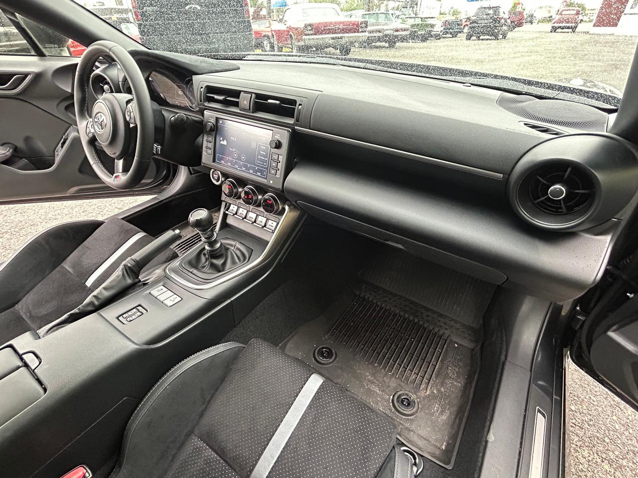 2024 Toyota GR86 Premium 6-Speed Manual - Photo #24