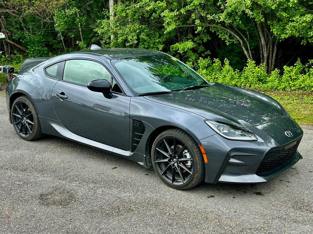 2024 Toyota GR86 Premium 6-Speed Manual - Photo #2