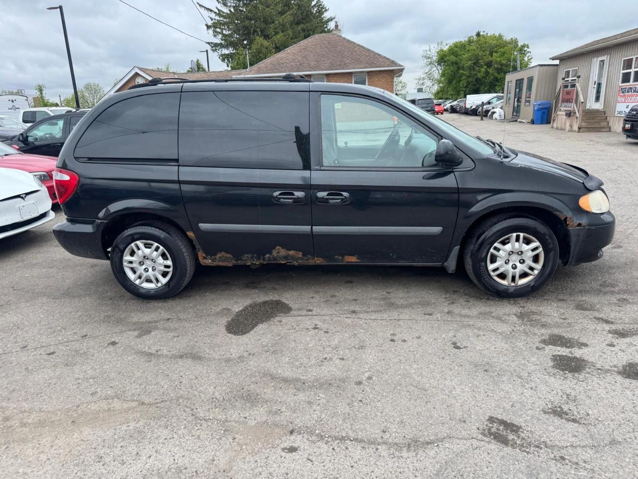 2007 Dodge Caravan AS IS, RUNS AND DRIVES GOOD, RUSTY - Photo #5