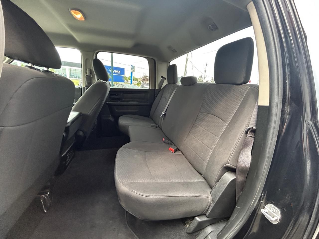 2019 RAM 1500 Classic EXPRESS - Photo #7