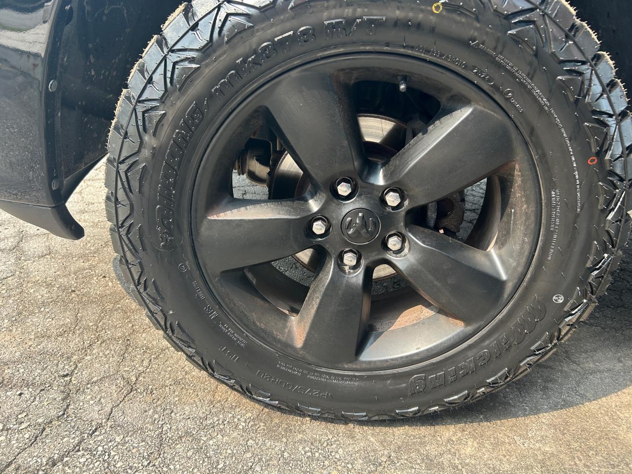 2019 RAM 1500 Classic EXPRESS - Photo #10