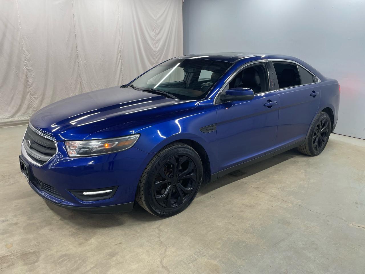 2015 Ford Taurus 4dr Sdn SEL AWD Photo21