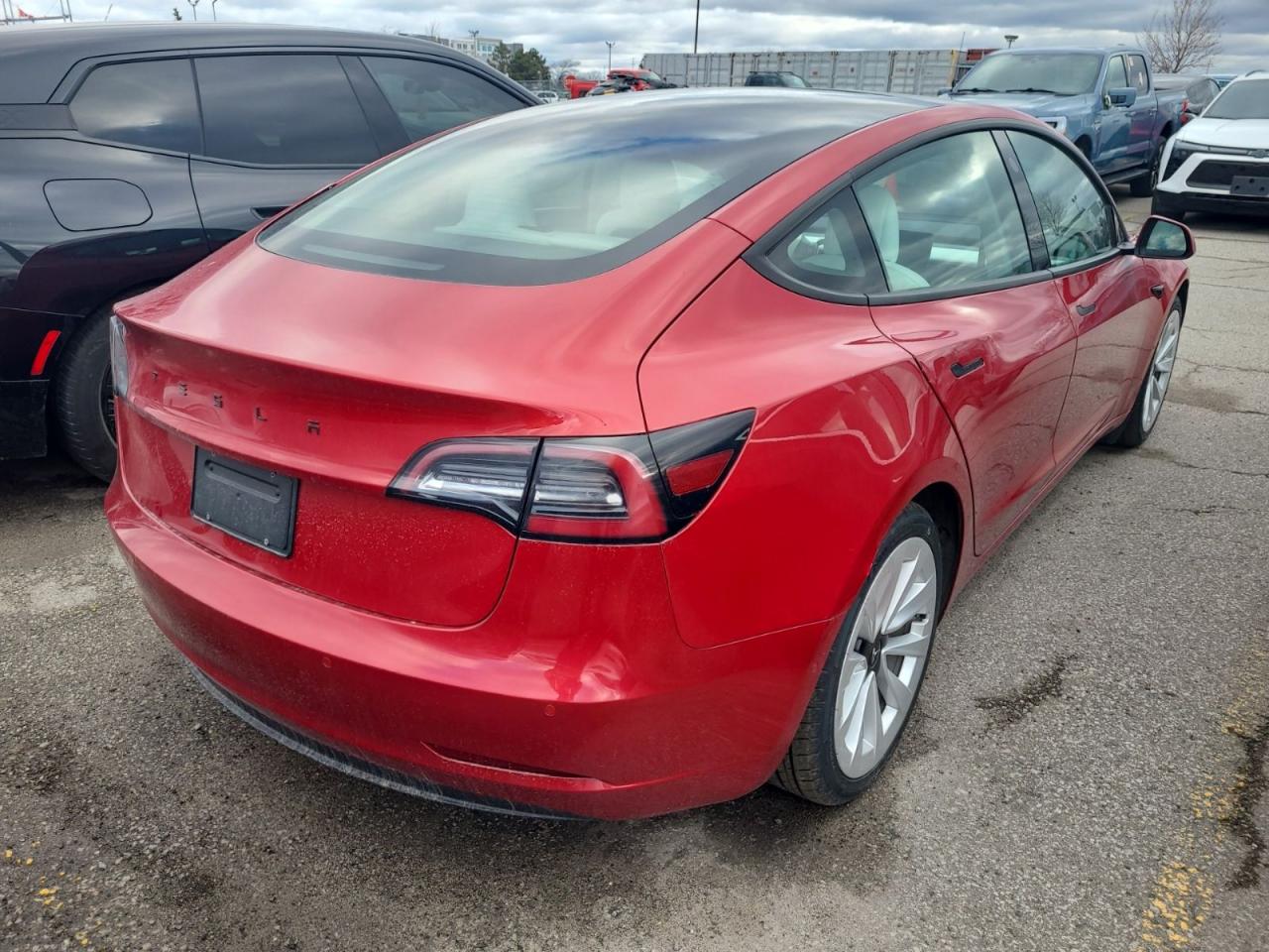 Used 2021 Tesla Model 3 SR Plus / Pano Roof / White Leather for sale in Mississauga, ON